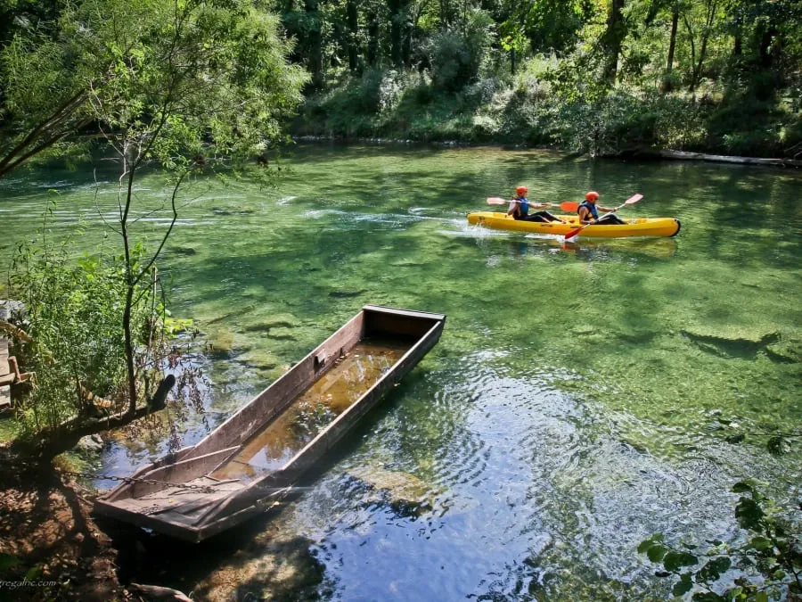 Illustration de: Location de Canoë Kayak à Millau : descente de la Dourbie
