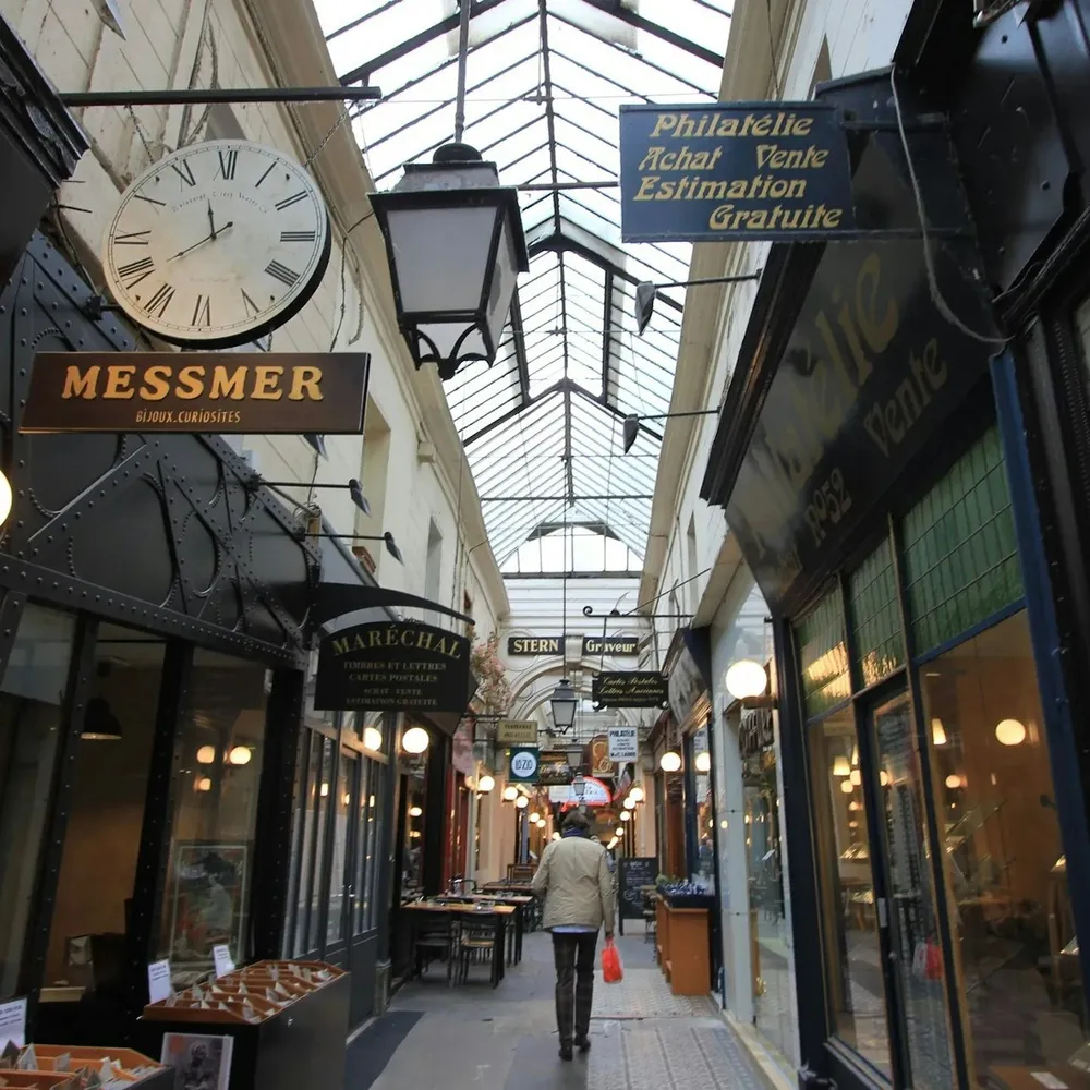 Image qui représente un ticket d'une activité (Les passages couverts de Paris) liée au point d'intéret