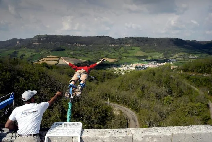 Image qui illustre: Antipodes Saut À L'élastique