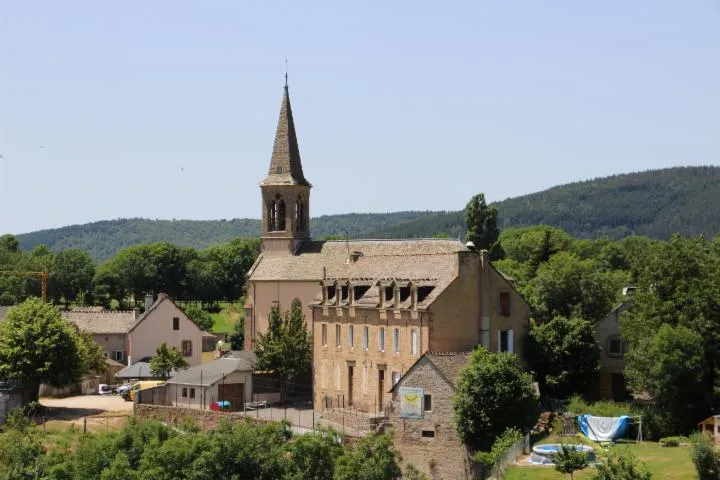 Image qui illustre: Église Saint-gervais-et-saint-protais