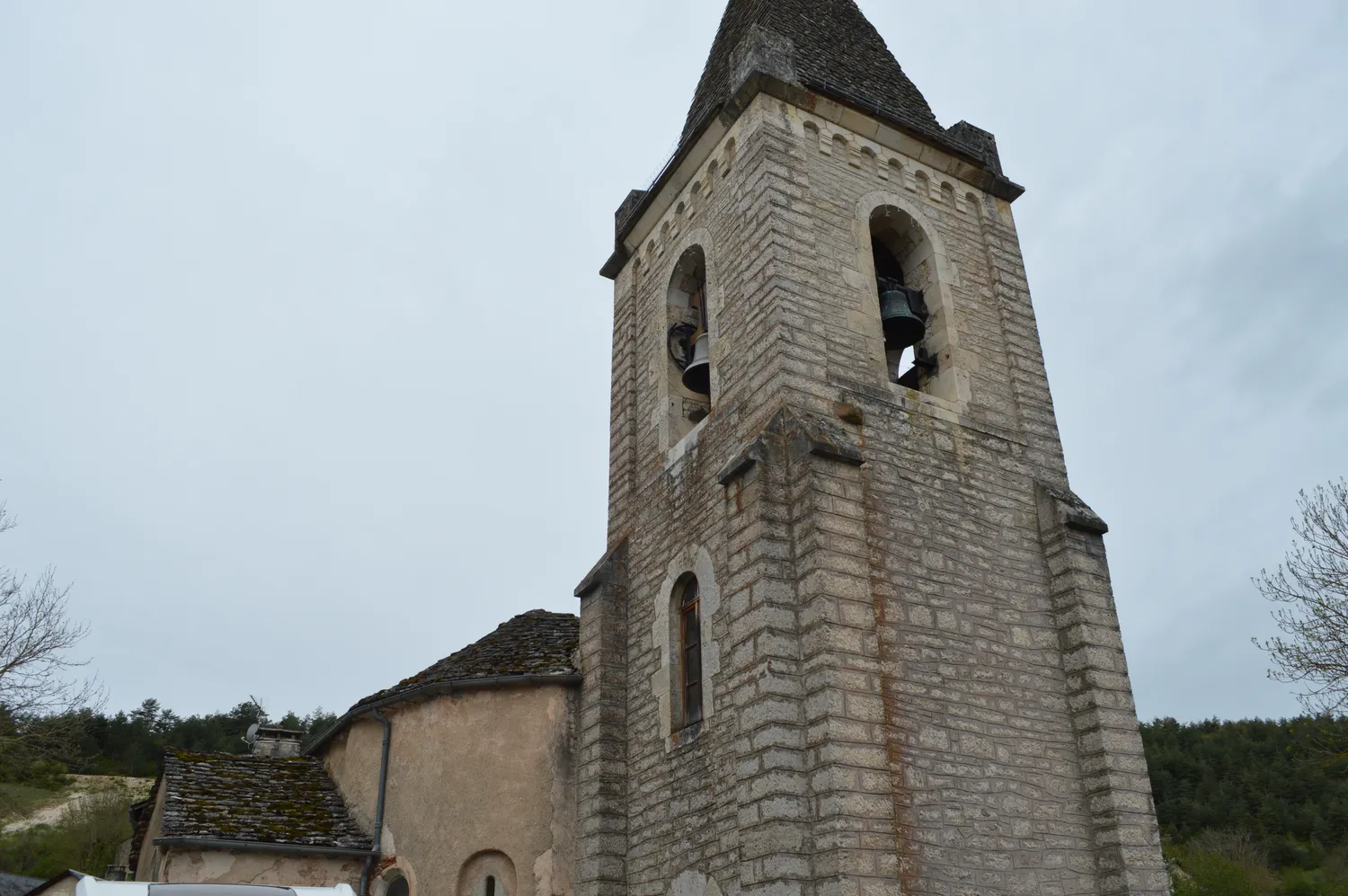 Image qui illustre: Eglise De Laval-du-tarn à Laval-du-Tarn - 0