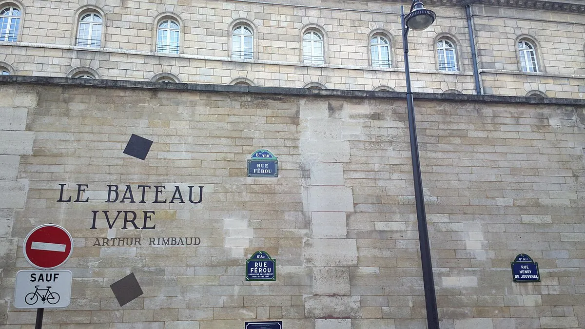 Image qui illustre: Mur Le Bateau Ivre Rimbaud à Paris - 0