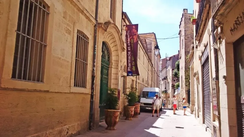 Image qui illustre: Pharmacie Et Chapelle De La Miséricorde