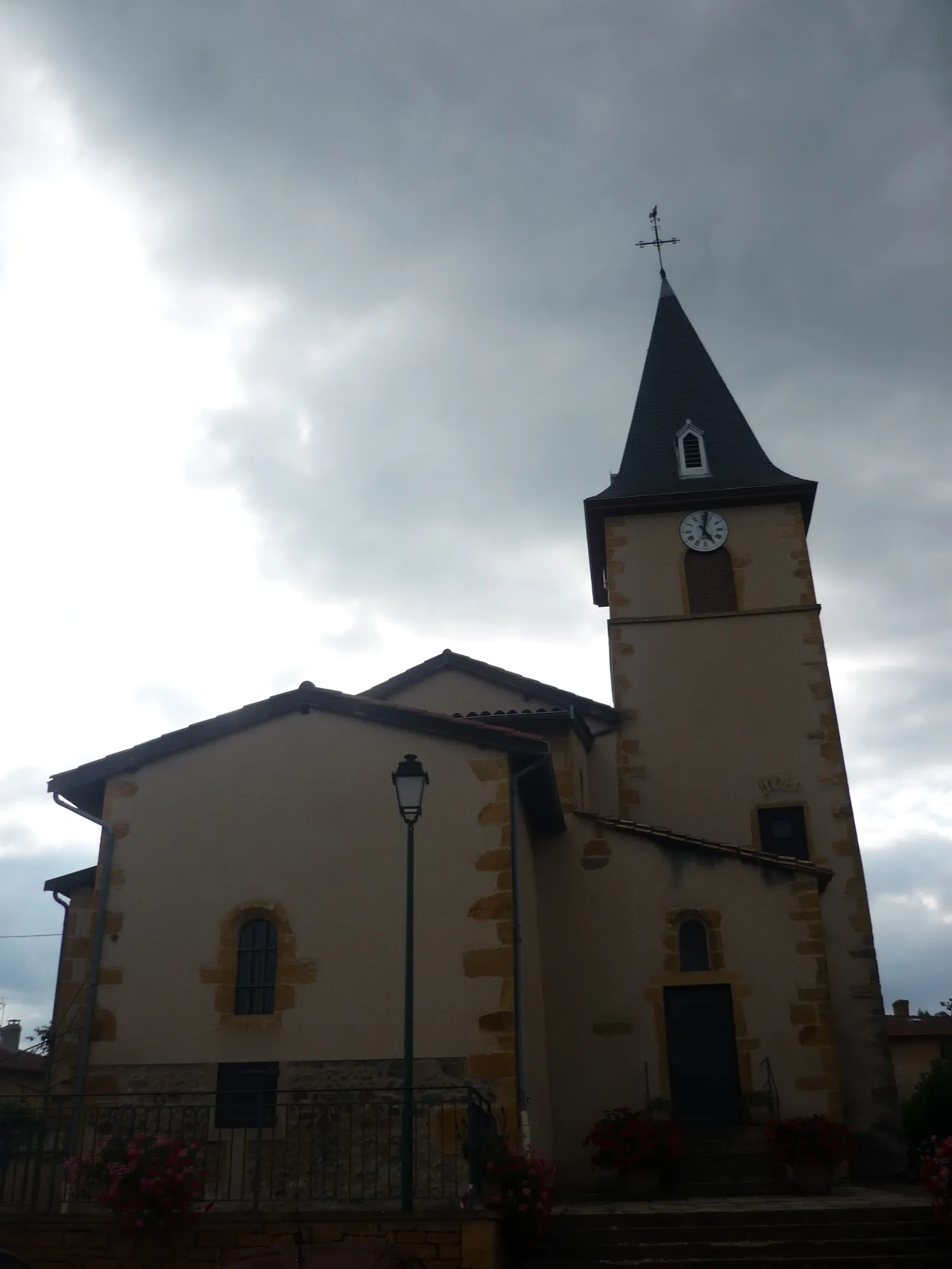 Image qui illustre: Eglise de Dareizé à Vindry-sur-Turdine - 0