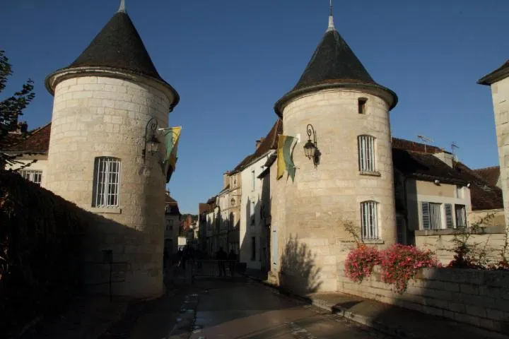 Image qui illustre: Porte Noël