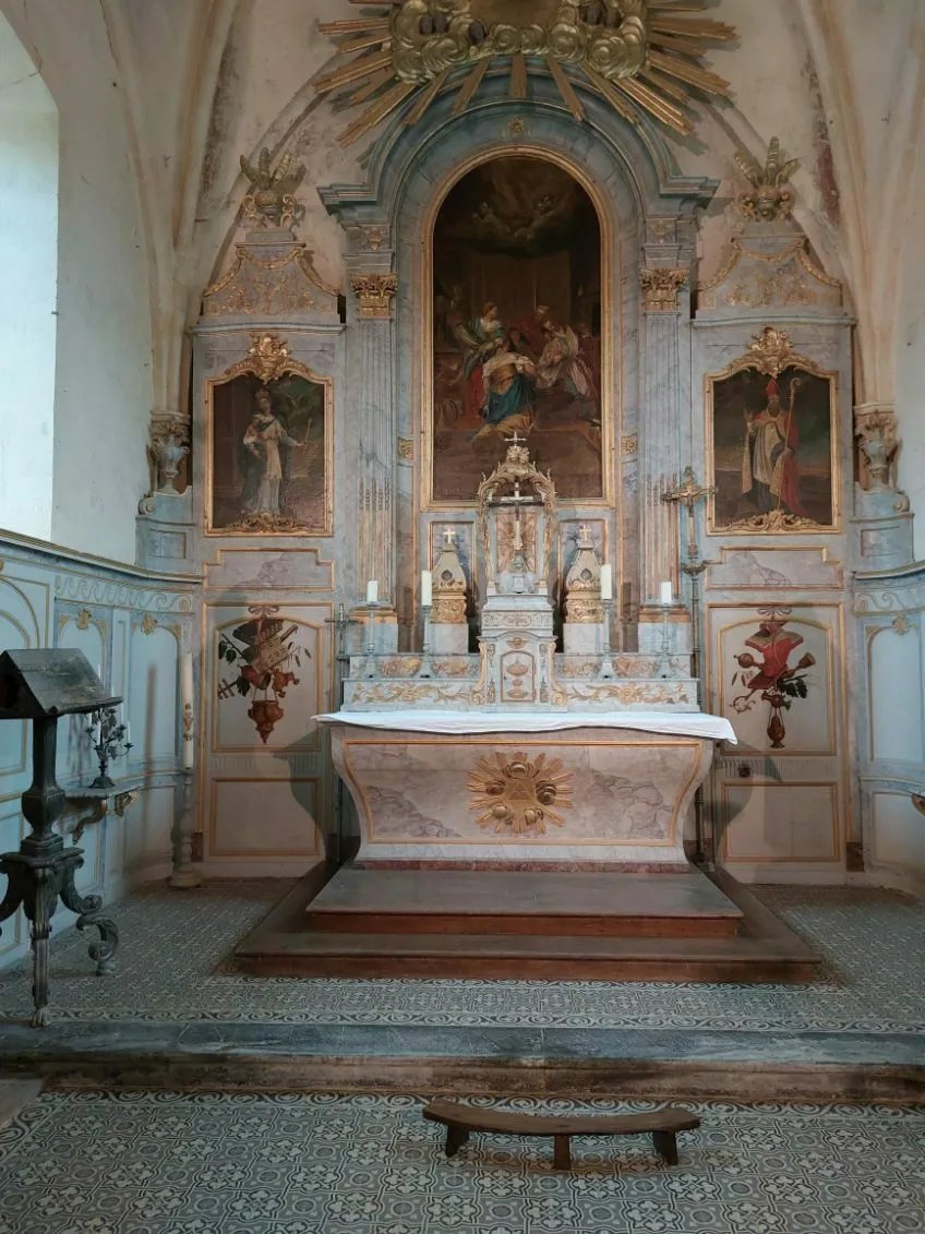 Image qui illustre: Visite libre de l'église et de la croix du cimetière à Douville-en-Auge - 0