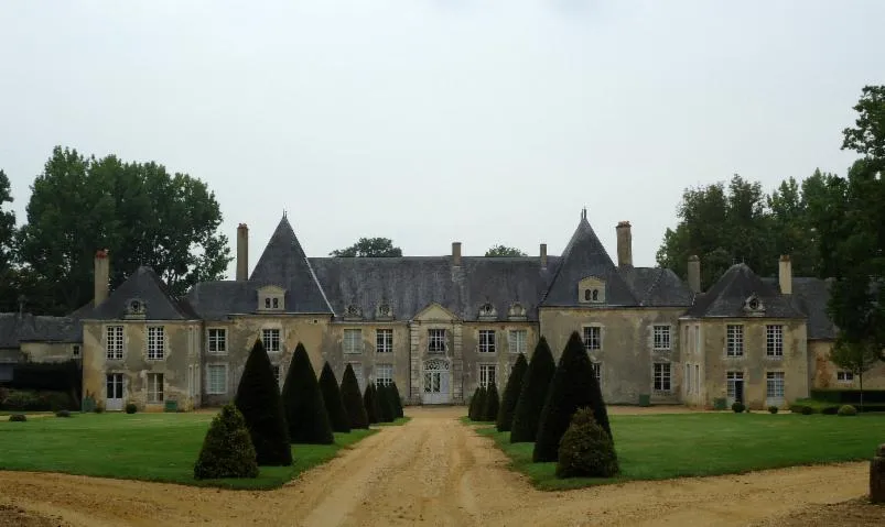 Image qui illustre: Château De Villaines