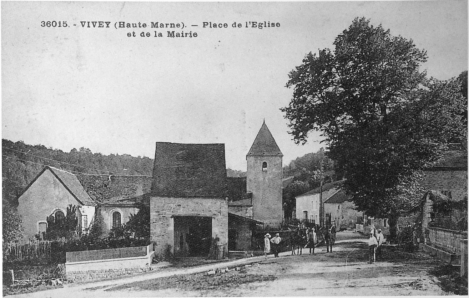 Image qui illustre: Eglise Notre-dame-de-la-nativite De Vivey à Vivey - 0