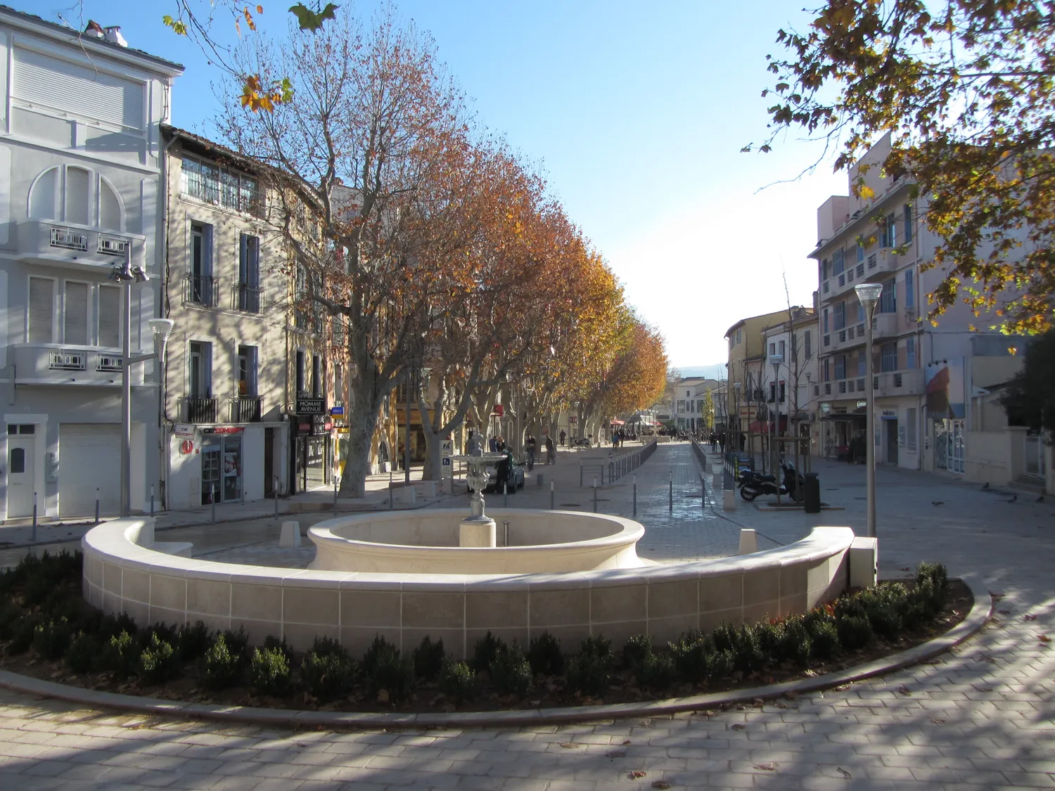 Image qui illustre: Rand'eau Douce À Martigues à Martigues - 0