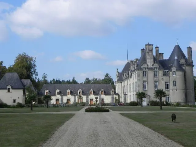 Image qui illustre: Découverte du Parc du château de Keronic