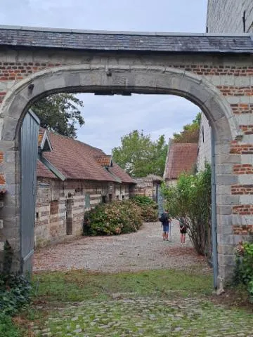 Image qui illustre: Visites guidées du château ferme