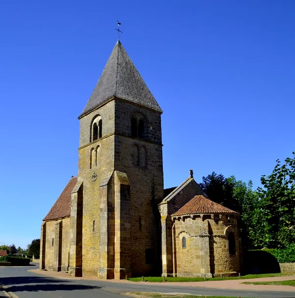 Image qui illustre: Eglise Saint-martin à Lacs - 2