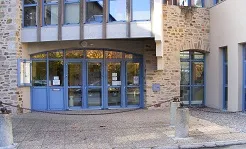 Image qui illustre: Bibliothèque Municipale Georges-emmanuel Clancier à Saint-Léonard-de-Noblat - 0