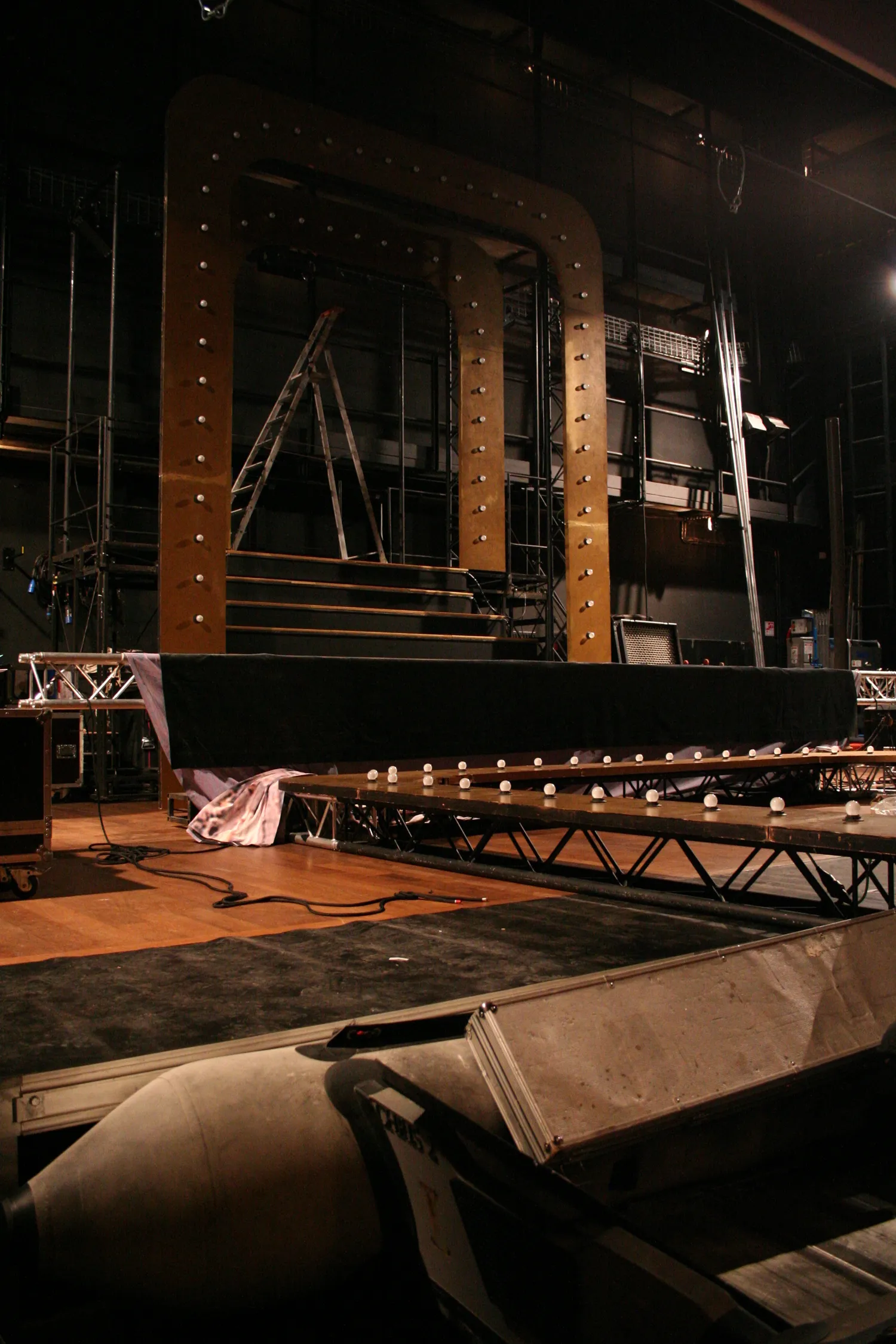 Image qui illustre: Visite backstage du Théâtre des 2 Rives à Charenton-le-Pont - 0