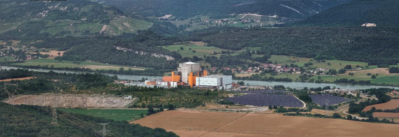 Image qui illustre: Visite guidée du bâtiment ex-réacteur de Superphenix, la centrale EDF en déconstruction de Creys-Malville