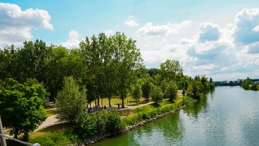 Image qui illustre: Parc De L'île Saint-maurice