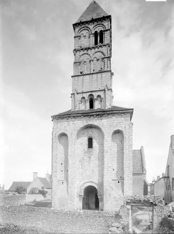 Image qui illustre: Eglise Notre-dame De Germigny