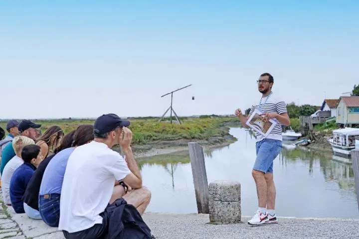 Image qui illustre: Visite de Mornac-sur-Seudre, village médiéval et ostréicole