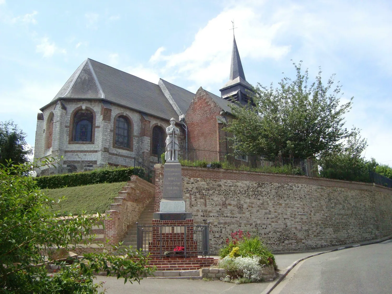 Image qui illustre: Visite guidée de l'église à Mons-Boubert - 0