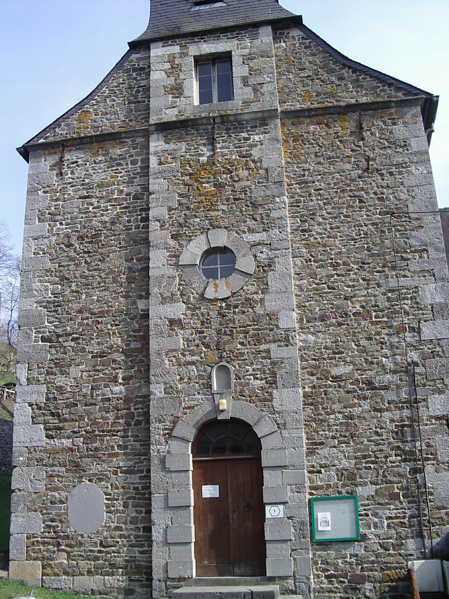 Image qui illustre: Collégiale Saint-ermel à Vireux-Molhain - 0