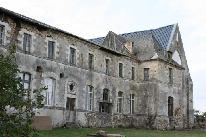 Image qui illustre: Abbaye De Blanche Couronne