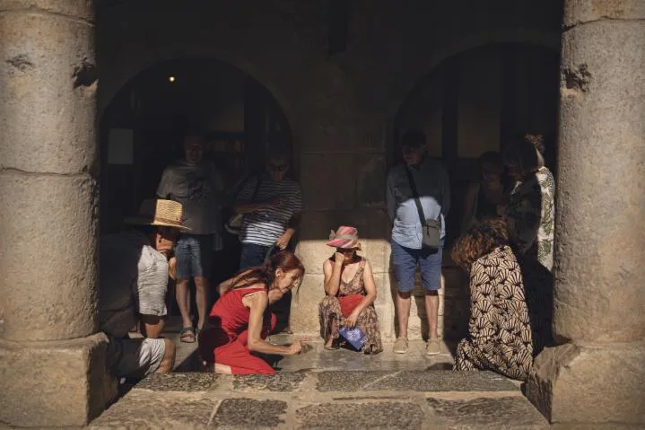 Image qui illustre: Visites libres de l'abbaye médiévale de Lagrasse