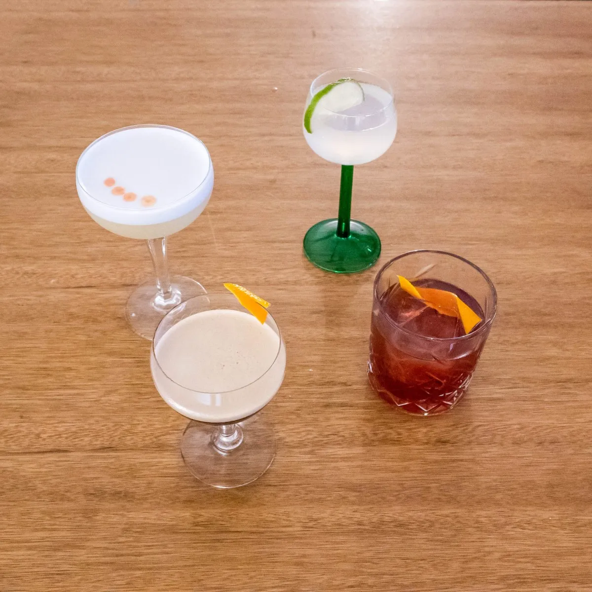 Image qui illustre: Réalisez 4 cocktails emblématiques à Paris - 0