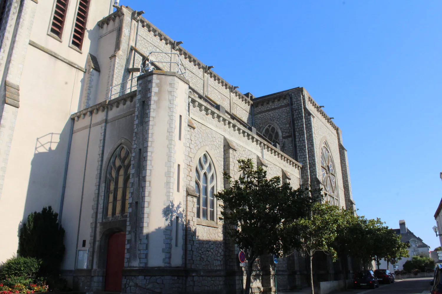 Image qui illustre: Eglise Saint-pierre-aux-liens à Frossay - 2