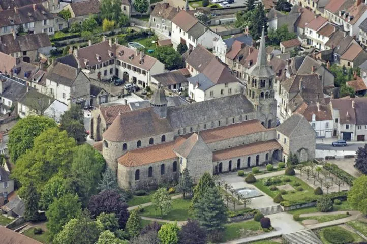 Image qui illustre: Visite à vélo à Evaux-les-Bains