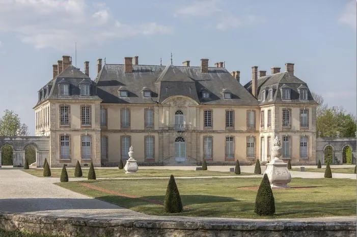 Image qui illustre: Monuments Jeu D'enfant, Au Château De La Motte-tilly