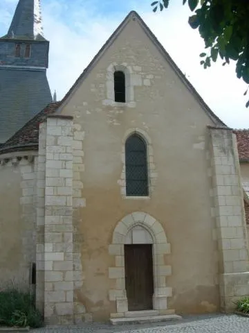 Image qui illustre: Eglise Saint-denis De Rivarennes