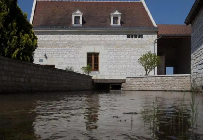 Image qui illustre: Moulin de Comprigny