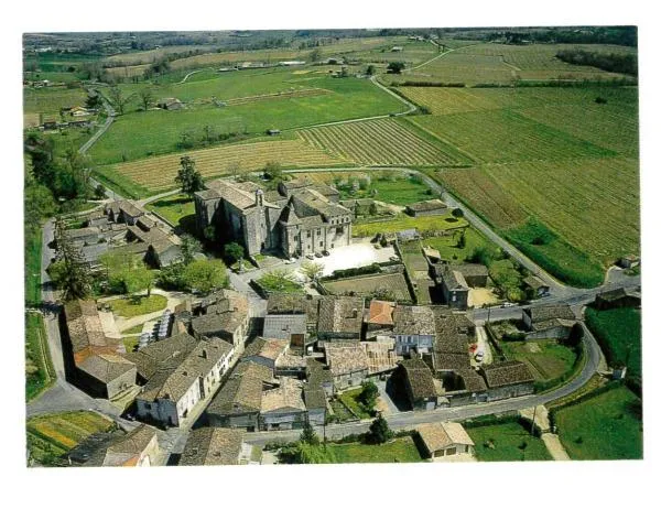 Image qui illustre: Venez découvrir l'abbaye de Saint-Ferme