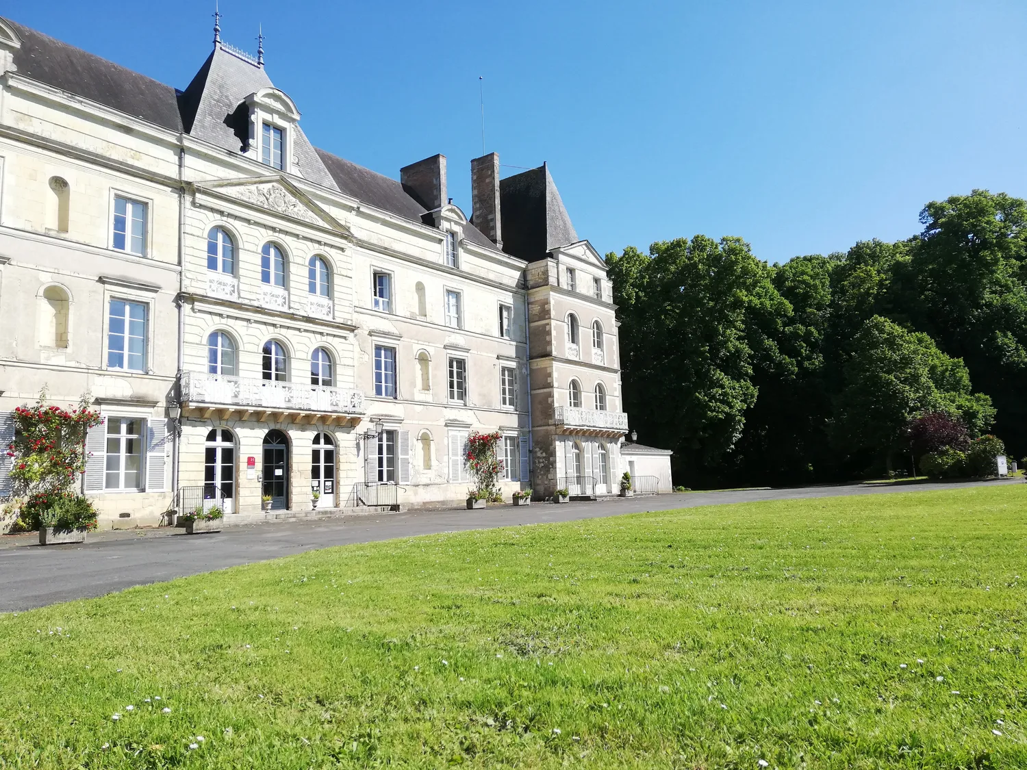 Image qui illustre: Château de Briançon à Loire-Authion - 0