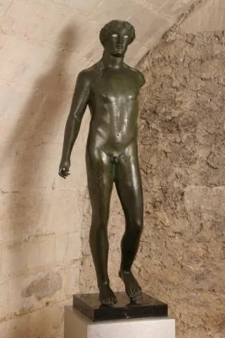 Image qui illustre: Présentation de sculptures provenant de l'ancien Couvent des Cordeliers (prison Hennequin)