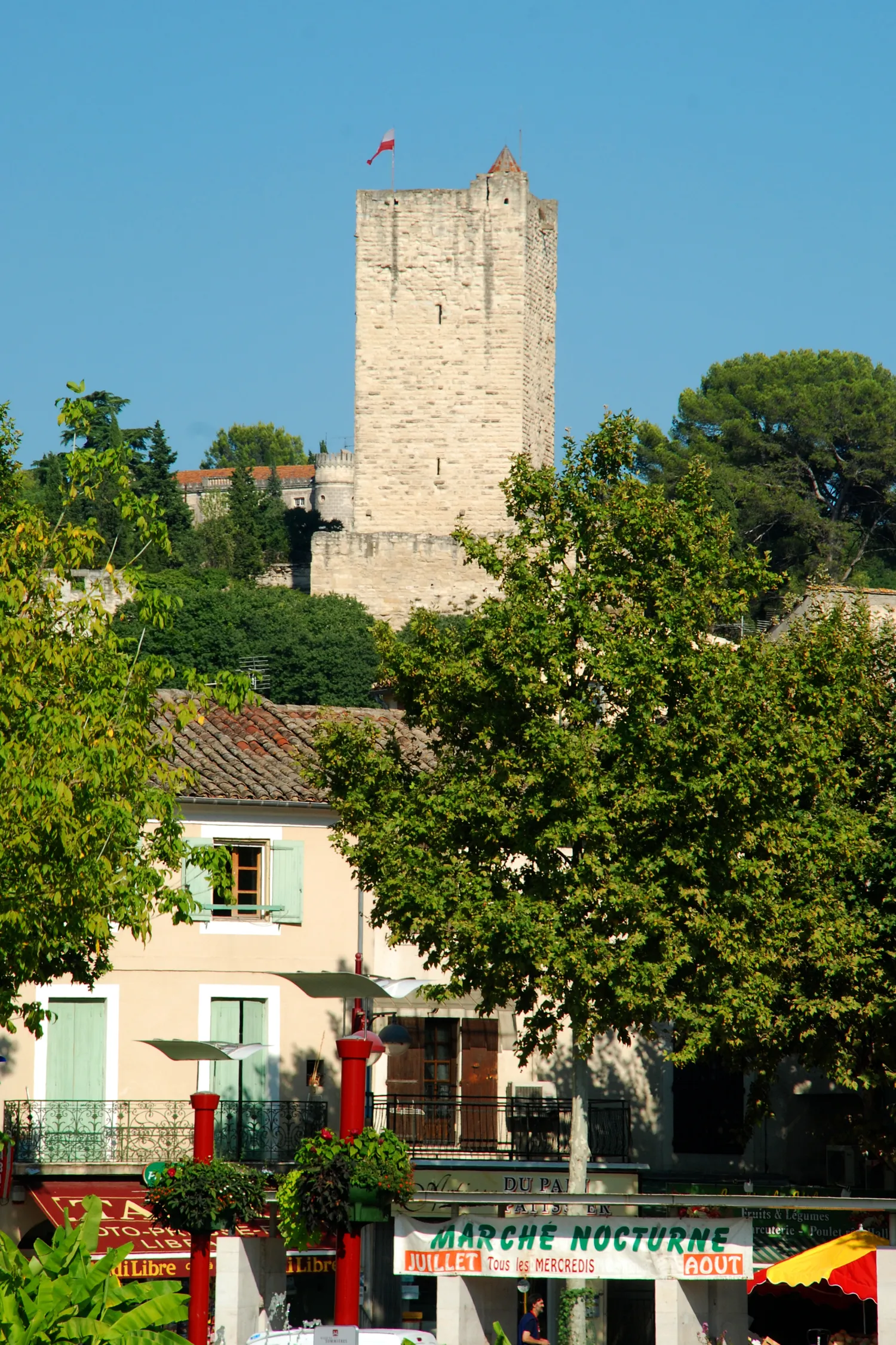 Image qui illustre: Château De Sommières à Sommières - 0