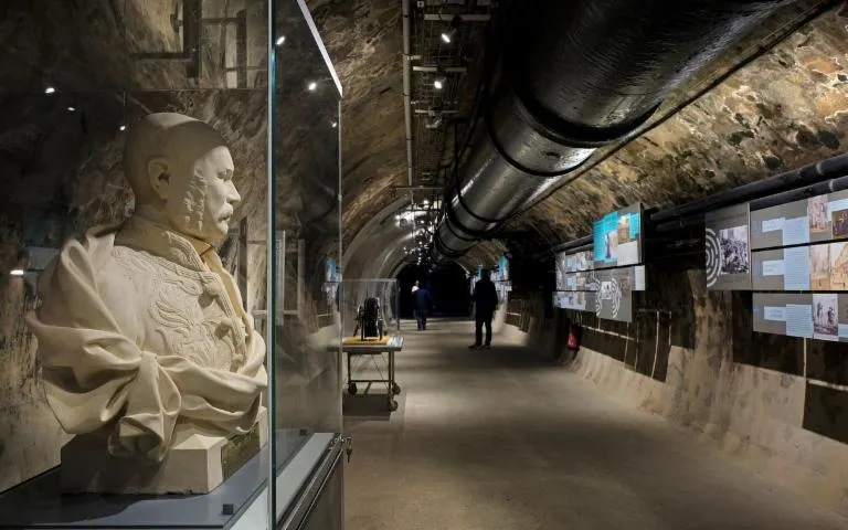 Image qui illustre: « La baignade en Seine : toute une histoire » au musée des égouts de Paris