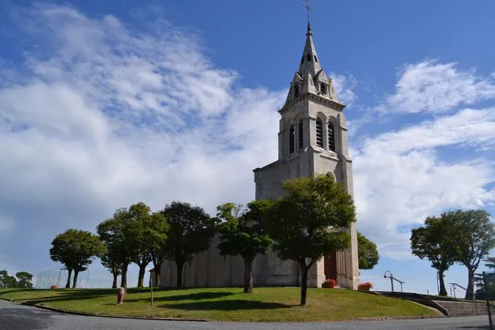 Image qui illustre: Boucle De La Motte À Saint Géry