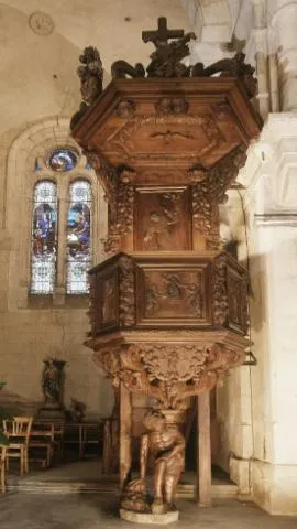 Image qui illustre: Venez découvrir l'église Saint-Siméon-le-Stylite et de sa chaire à prêcher