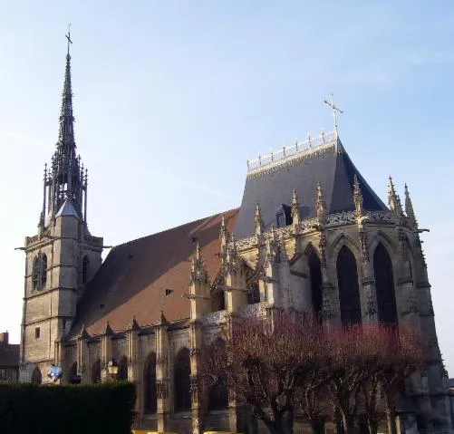 Image qui illustre: Eglise Sainte-foy De Conches-en-ouche