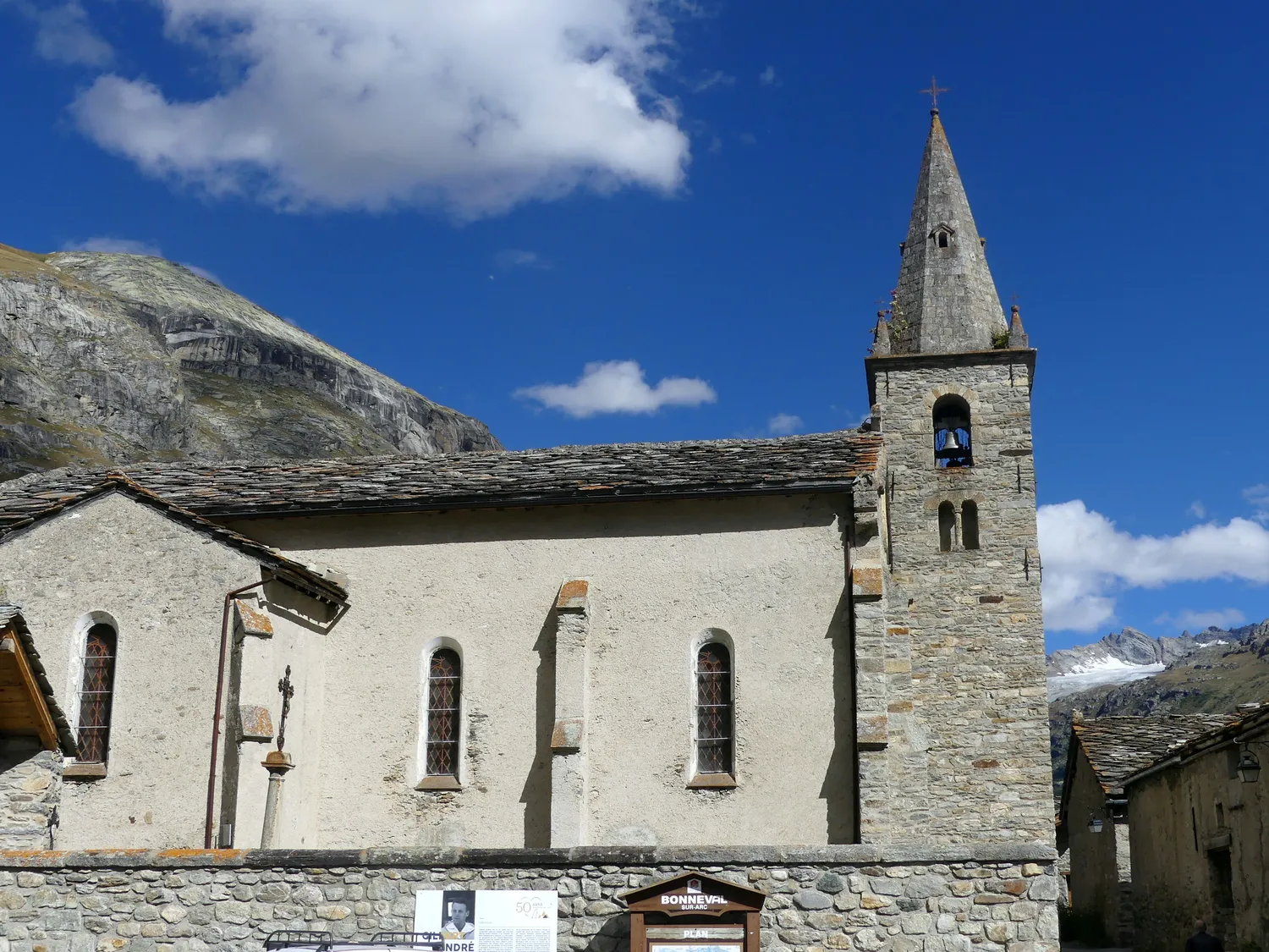 Image qui illustre: Eglise Notre-dame De L'assomption - Bonneval Sur Arc à Bonneval-sur-Arc - 0