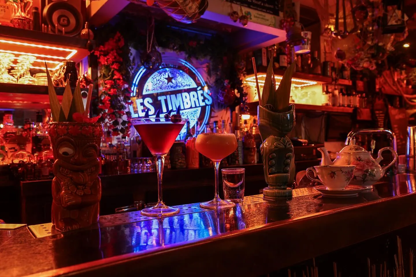 Image qui illustre: Les Timbrés Cocktail Bar à Paris - 0