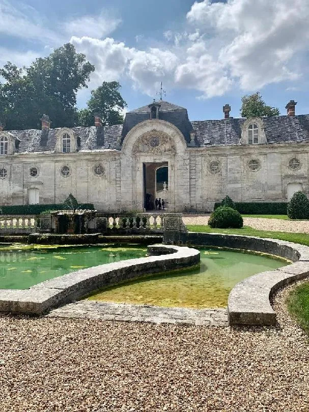 Image qui illustre: Château De Bizy