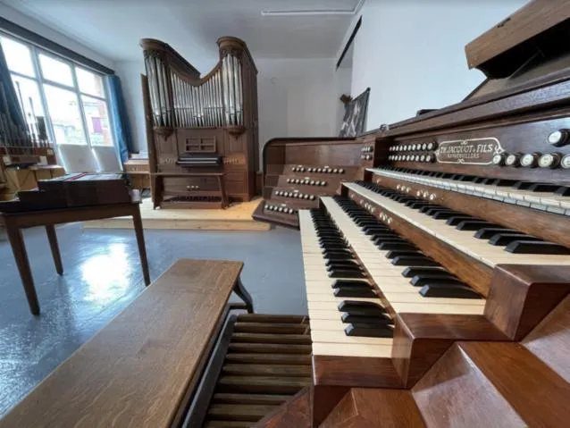Image qui illustre: Découvrez une manufacture d'orgues historique