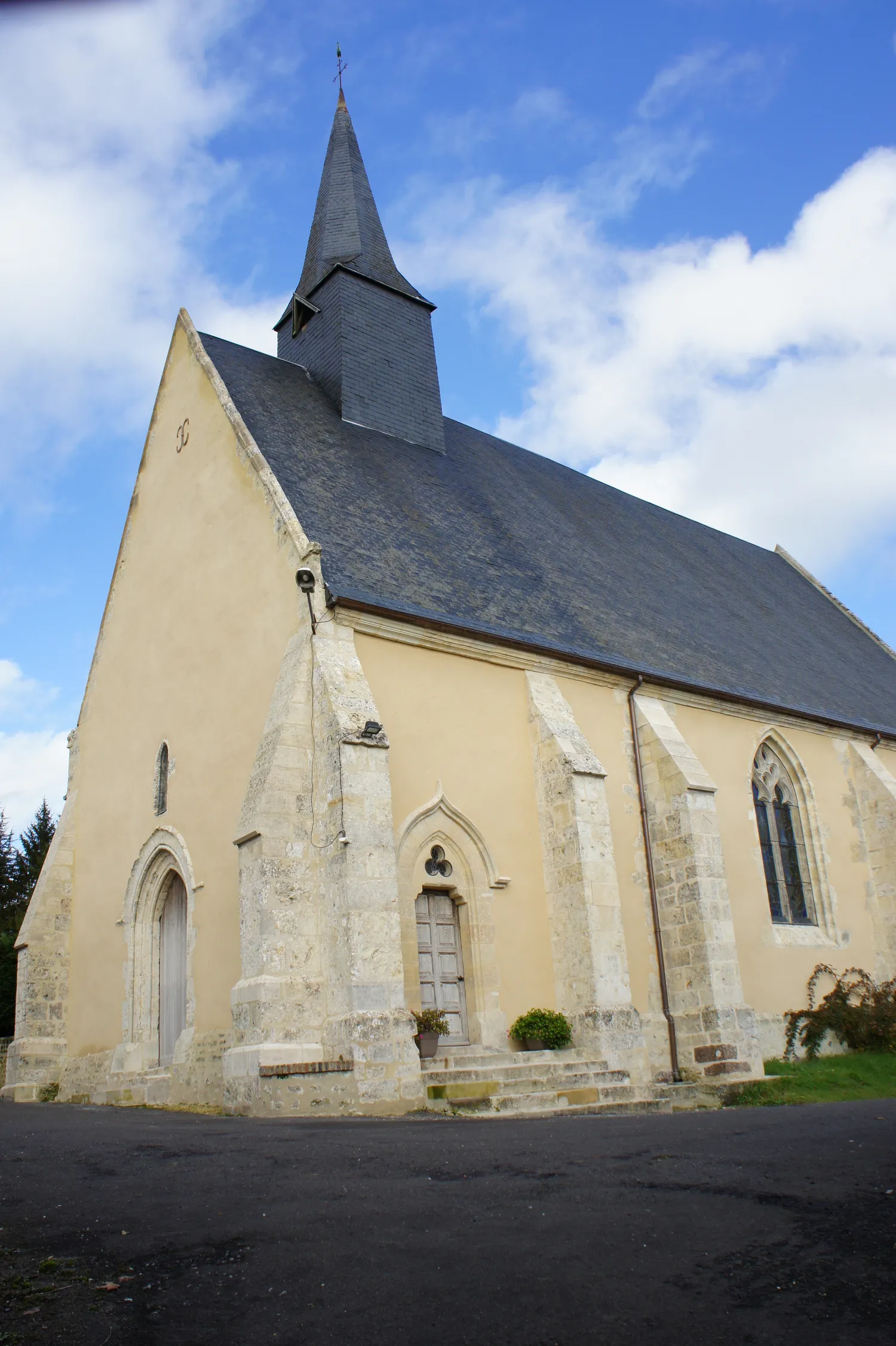 Image qui illustre: Visite libre de l'église à Montgaudry - 0