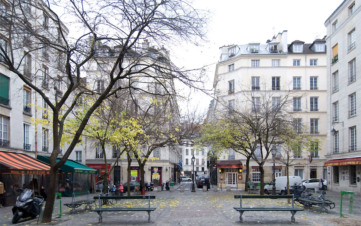 Image qui illustre: Place du marché Sainte-Catherine à Paris - 0