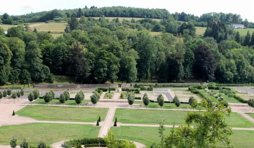 Image qui illustre: Visite des jardins de l'abbaye de Moyenmoutier