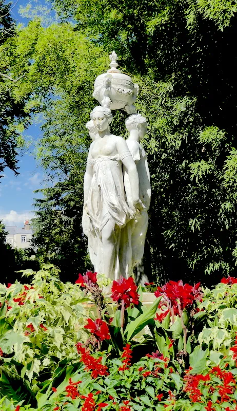 Image qui illustre: Statue Les Trois Grâces 