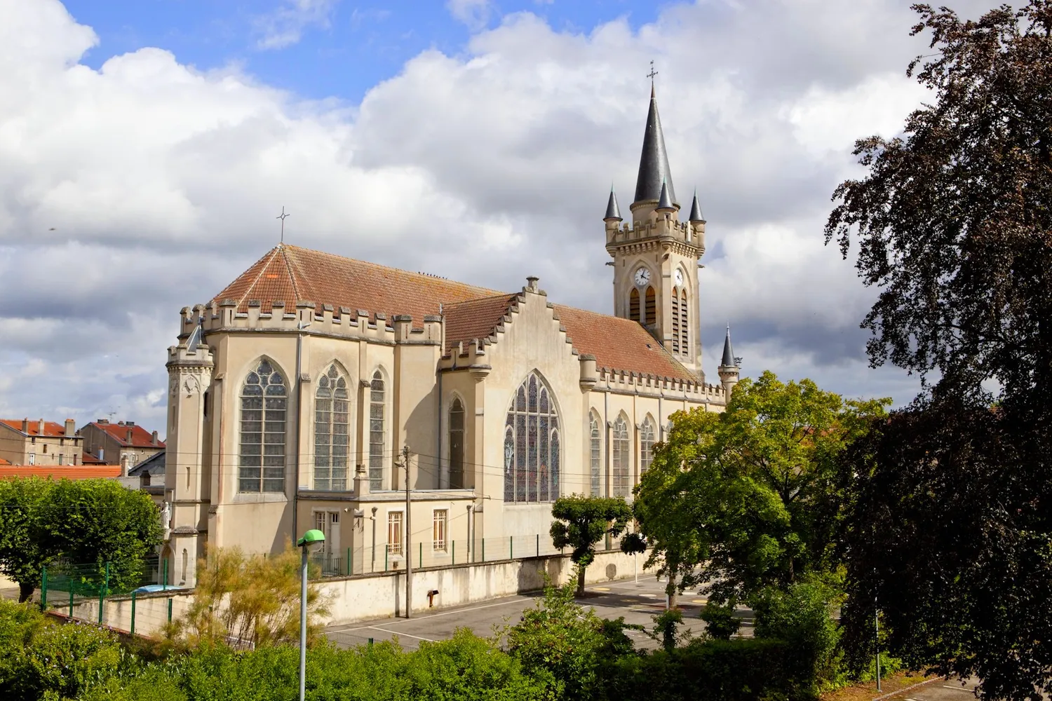 Image qui illustre: Visites Libres Et Guidées De L'église Jeanne D'arc à Lunéville - 1