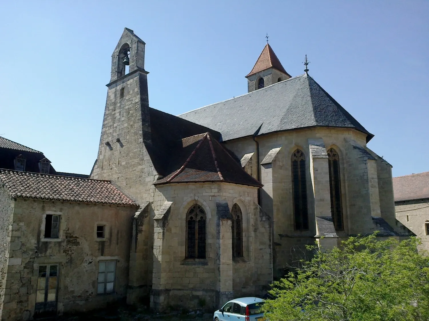 Image qui illustre: Chartreuse Saint-sauveur à Villefranche-de-Rouergue - 0